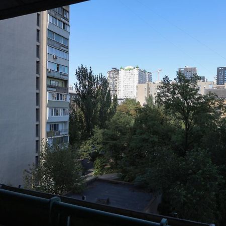Квартира По Улице Большая Васильковская, 129 Kiev Exterior foto